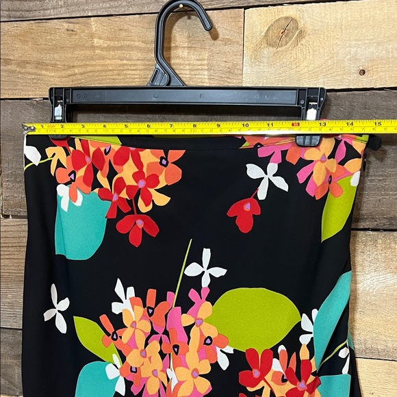 Casual Corner Black Floral A-Line Skirt - Picture 2 of 15